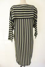 Load image into Gallery viewer, Oleg Cassini Dolman Sleeve Shift Dress
